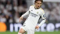 Real Madrid juga mengumumkan Modric akan jadi kapten Los Blancos mulai musim depan, setelah Nacho Fernandez selaku kapten El Real di musim lalu memutuskan untuk cabut. (FOTO: instagram.com/lukamodric10/)
