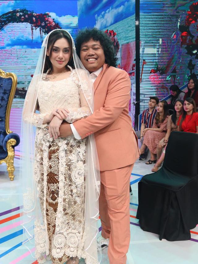 Marshel Widianto dan Celine Evangelista, pernah mengumumkan akan menikah dan disiarkan dalam acara Dahsyat, tentu saja itu hanya prank. Bagaimana dengan yang sekarang? (Foto: Instagram/@marshel_widianto)