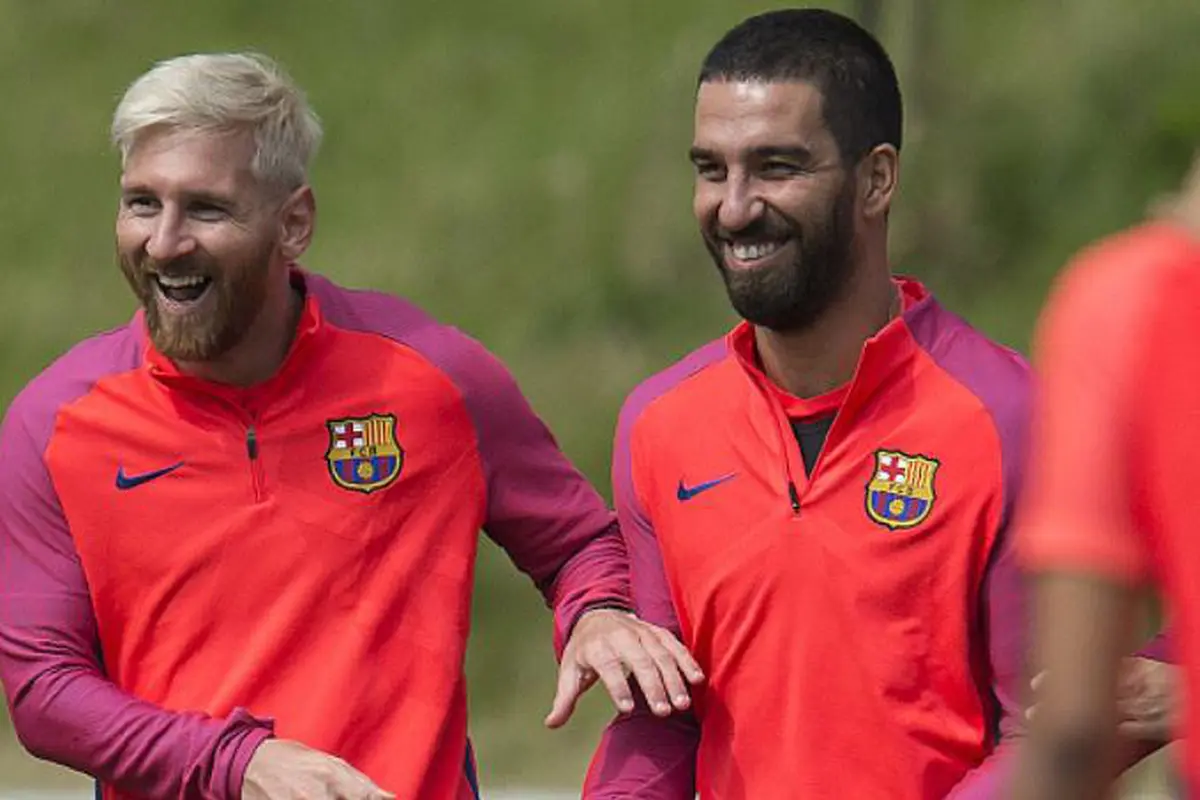 Lionel Messi dan Arda Turan