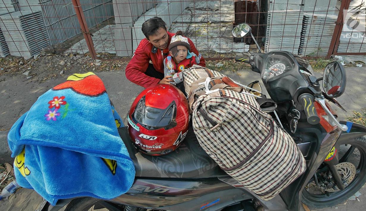 FOTO Tempat Istirahat Favorit Pemudik Sepeda  Motor  Saat 