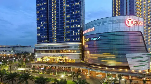 Pakuwon Mall Surabaya (Sumber: Pakuan.com)