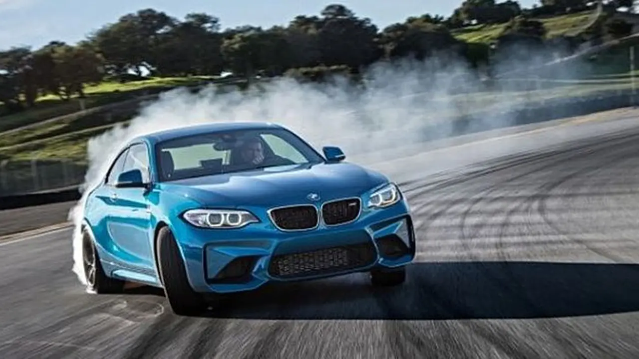 Menanti BMW M2, Sedan Super Bavarian