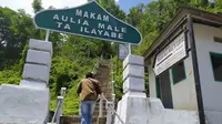 Ziarah Jelang Ramadan ke Makam Aulia Male Sang Pengendali Angin