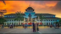 Generasi milenial dan gen z Kota Bandung menjadi incaran para caleg di Pemilu 2024. Foto: Liputan6.com/Yuniua Suwantoro/edhie prayitno ige&nbsp;