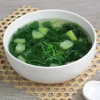 ilustrasi sayur bening/aniestia n/Shutterstock