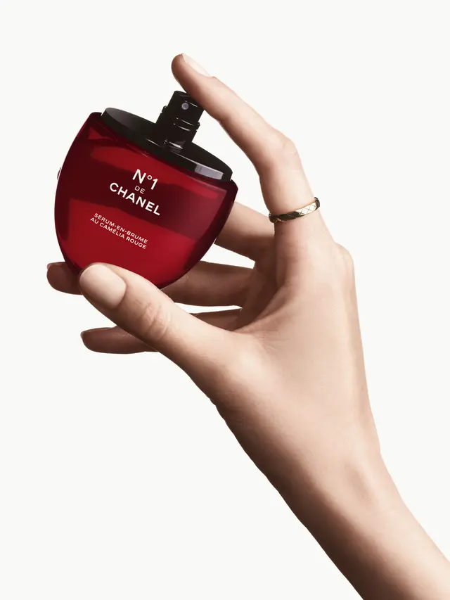 N°1 DE CHANEL Serum-in-Mist (Foto/Sumber: CHANEL)
