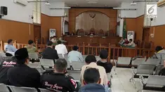 Pihak kepolisian oleh majelis hakim diperintahkan melanjutkan penyidikan kasus dugaan pelanggaran UU ITE oleh Ade Armando.