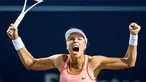 Ekspresi Anett Kontaveit saat mengalahkan Maria Sharapova dalam putaran pertama turnamen tenis putri Piala Rogers di Toronto, Kanada, Senin (5/8/2019). Anett menaklukkan Sharapova dengan skor 4-6, 6-3, dan 6-4. (Mark Blinch/The Canadian Press via AP)