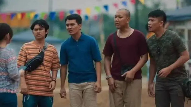 Film Agak Laen
