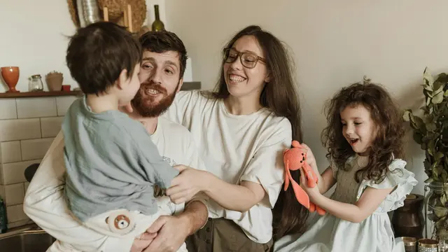 1. Terlalu Sering Menghakimi