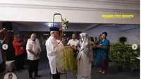 Proses Bleketepe jelang pernikahan putra Tutut Soeharto dan Indra Rukmana, Danny Rukmana. (dok.Instagram @tututsoeharto/https://www.instagram.com/p/B8gO559gZaX/Henry)