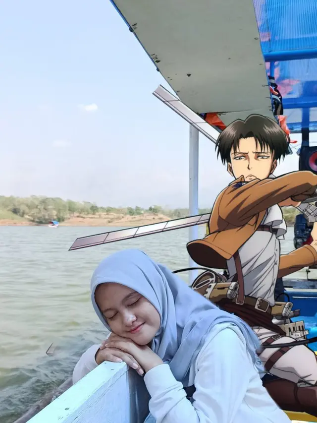 Wanita Ini Minta Edit Fotonya Saat di Kapal, 7 Hasilnya Malah Bikin Tepuk Jidat