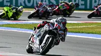 Marco Bezzecchi Jatuh saat Memimpin MotoGP San Marino, Bukan karena Tekanan!