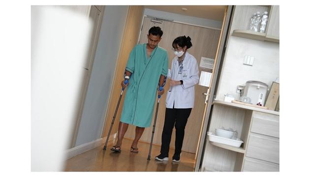 5 Potret Kondisi Pratama Arhan Usai Jalani Operasi Lutut, Jalani Rehabilitasi