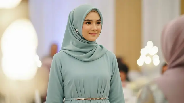 Model Gamis Teal Pastel untuk Acara Keluarga