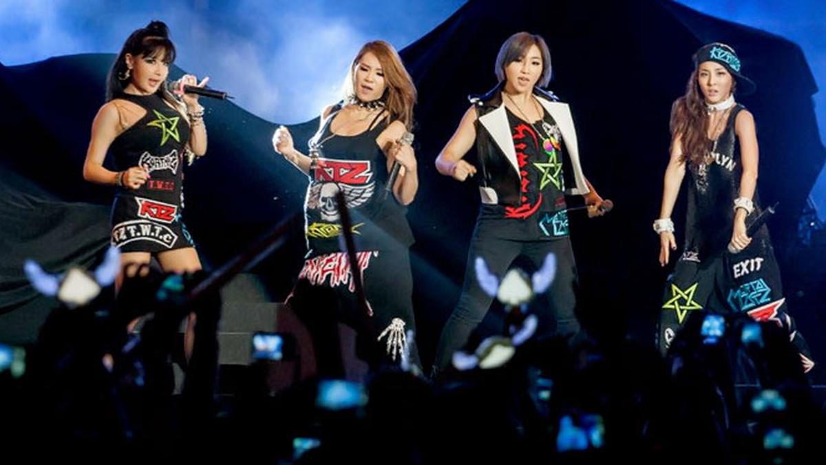 2NE1 Usung Panggung Berteknologi Tinggi Untuk Konser di Inggris ...
