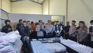 Polisi Gerebek Pabrik Obat Keras Produksi 8 Juta Sehari di Bandung