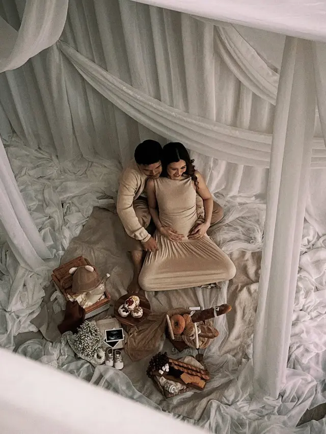 Potret Mesra Aaliyah Massaid dan Thariq Halilintar. (instagram/aaliyah.massaid/thariqhalilintar)