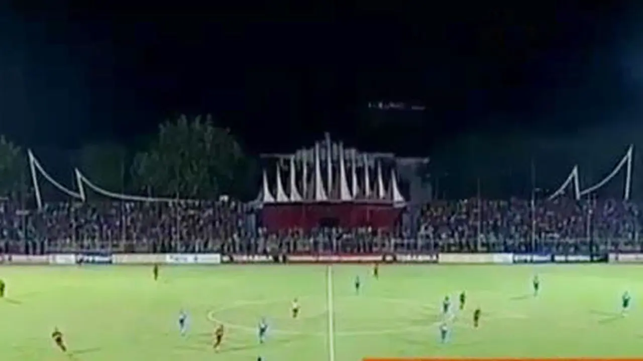 Semen Padang Vs Persib