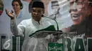 KH Said Aqil Siradj meminta kepada umat Islam untuk tidak melakukan aksi unjuk rasa terkait kasus penistaan agama oleh Basuki Tjahaja Purnama atau Ahok saat acara Tahlil Akbar di kantor PBNU, Jakarta, Kamis (24/11). (Liputan6.com/Faizal Fanani)
