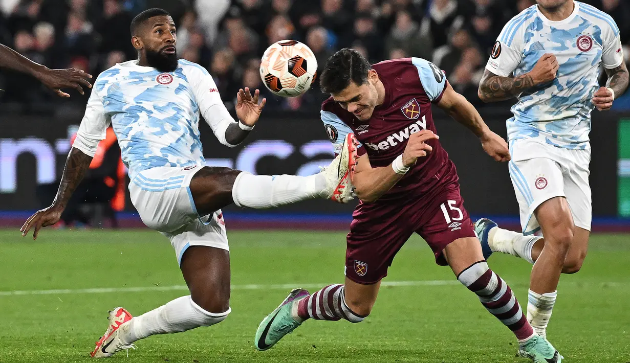 Hasil ini membuat West Ham memimpin klasemen Grup A dengan koleksi sembilan poin. (Ben Stansall / AFP)