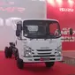 PT Isuzu Astra Motor Indonesia (IAMI) meluncurkan truk ringan kategori 2 bernama Elf NMR 71 di Isuzu Karawang Plant.