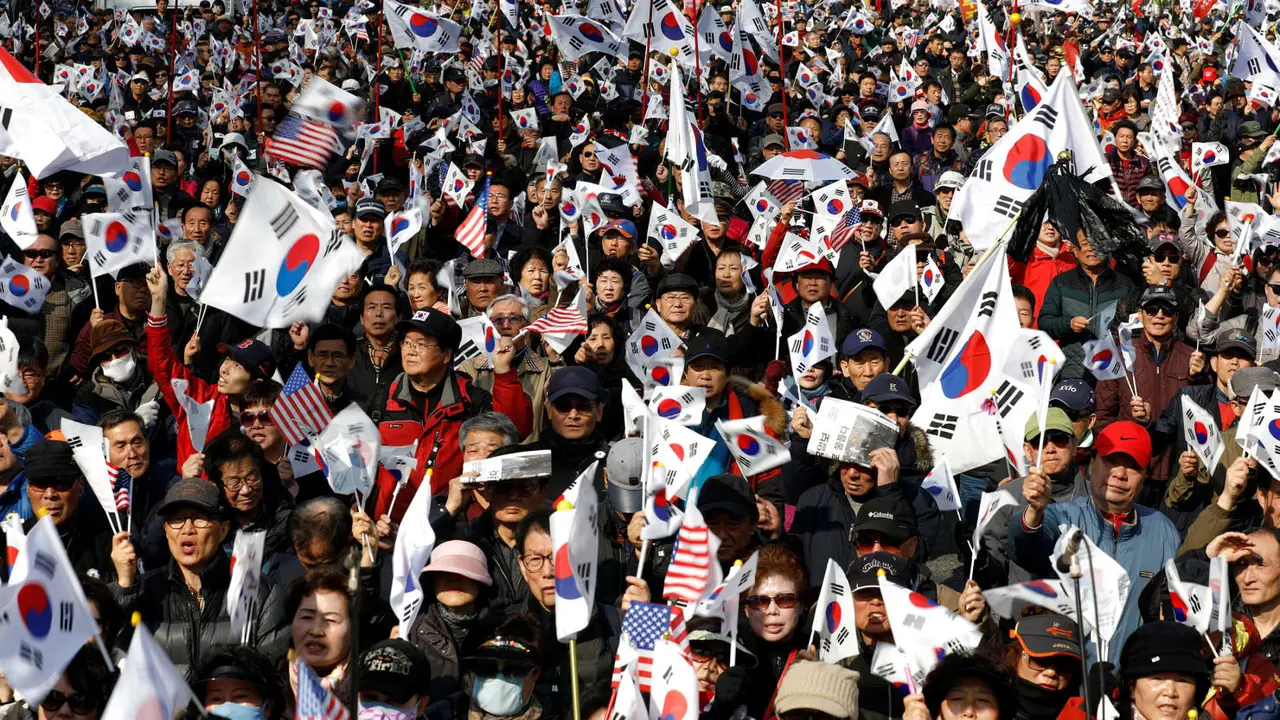 Warga Asli Korea Selatan Akan Punah Tahun 2750, Benarkah?