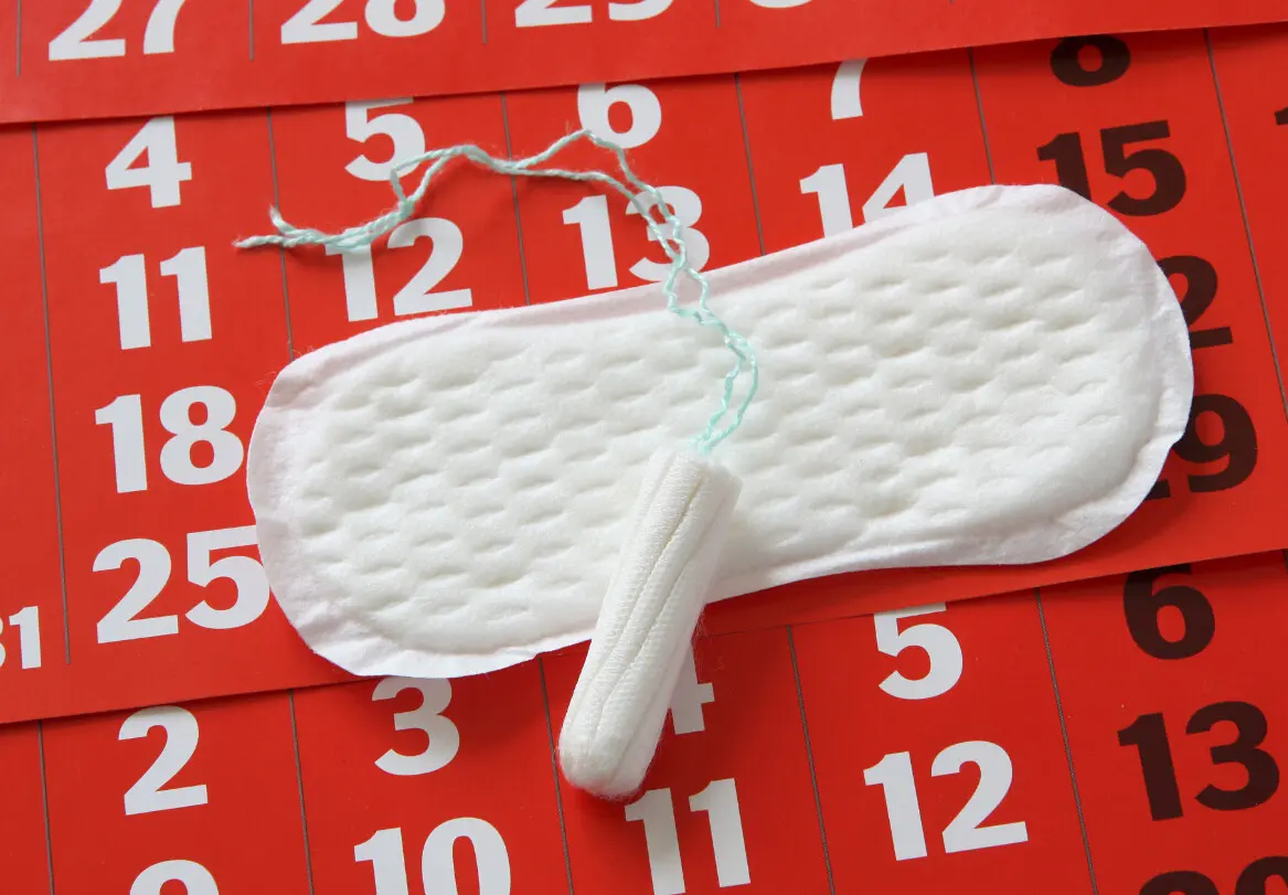 Ada sederet tipe cewek kalau lagi menstruasi. Adakah kamu salah satu di antaranya? (Via: newhealthadvisor.com)