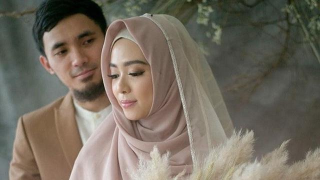 Lindswell Kwok dan Achmad Hulaefi