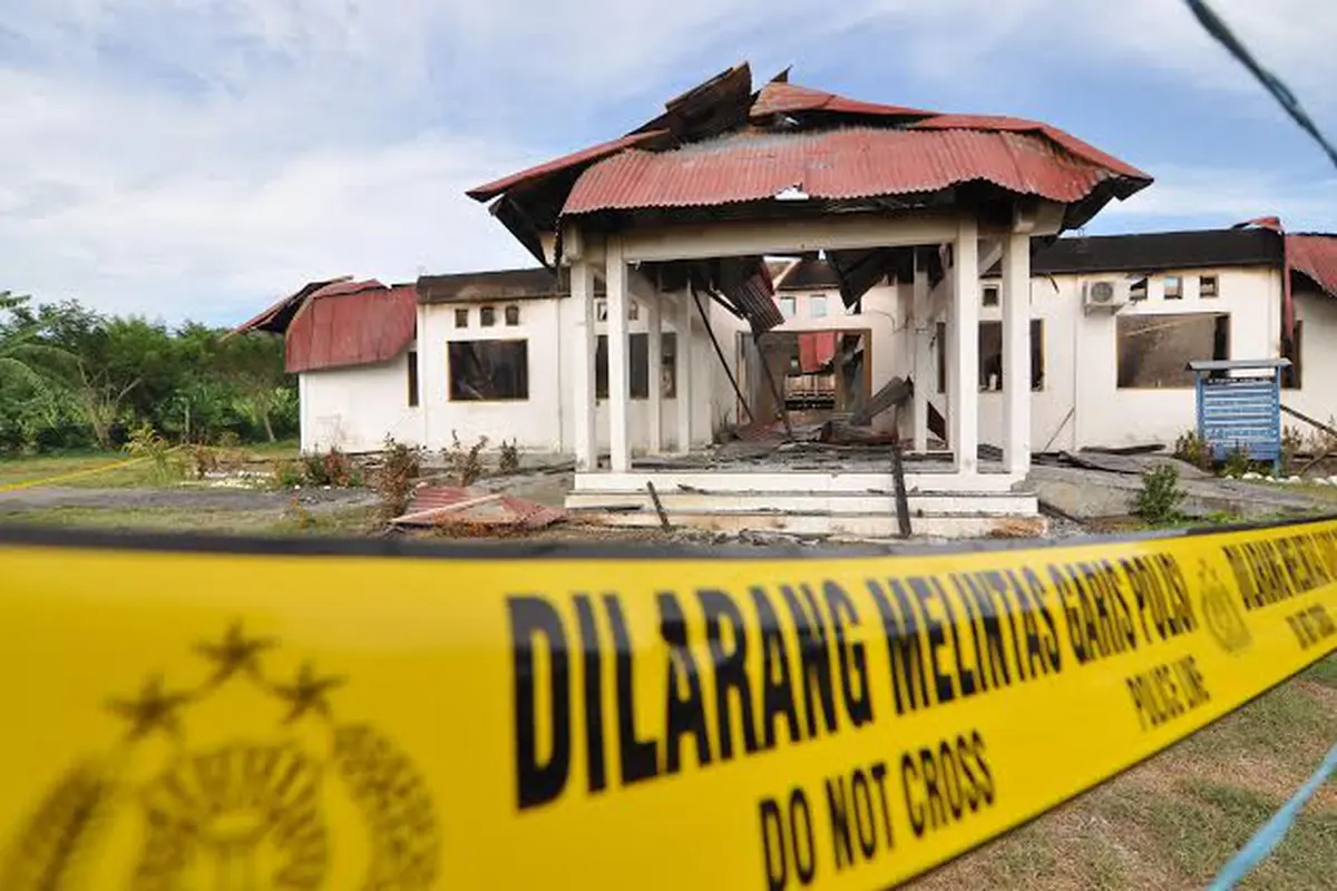 Polisi Donggala Tangkap 7 Pembakar 2 Kantor Camat