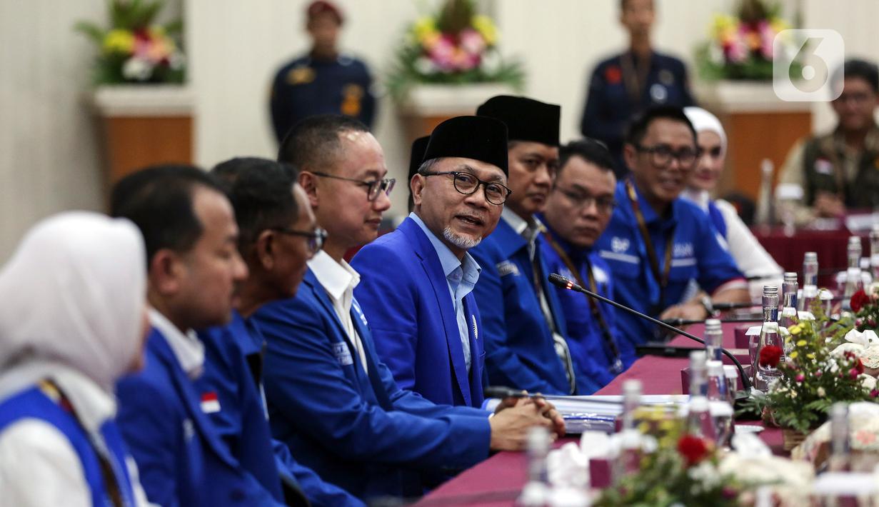 Lebih lanjut, Zulkifli Hasan menyatakan bahwa PAN telah siap dari berbagai sisi, baik lahir maupun batin untuk berkontestasi 2024 mendatang. (Liputan6.com/Johan Tallo)