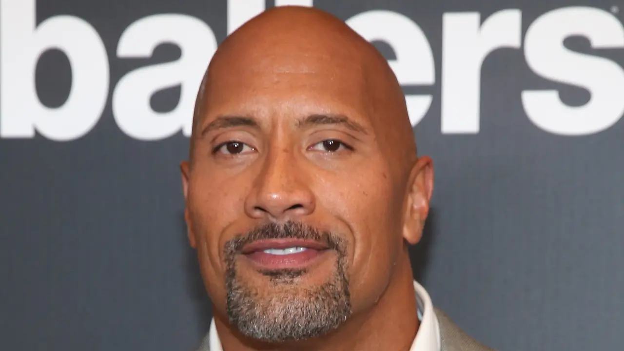 [Bintang] Dwayne Johnson
