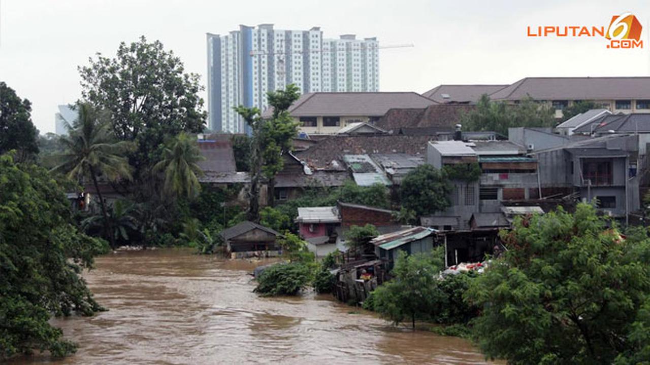 foto-banjir-ciliwung-kalibata-5-140118b.
