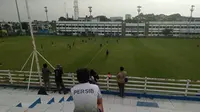 Persib Gelar Game Internal, Luis Milla Beri Komando di Tribun