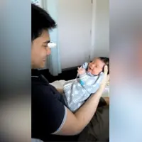 Acha Septriasa kini sedang berbahagia, rumah tangganya dengan Vicky Kharisma baru saja dianugerahi seorang bayi mungil dengan jenis kelamin perempuan