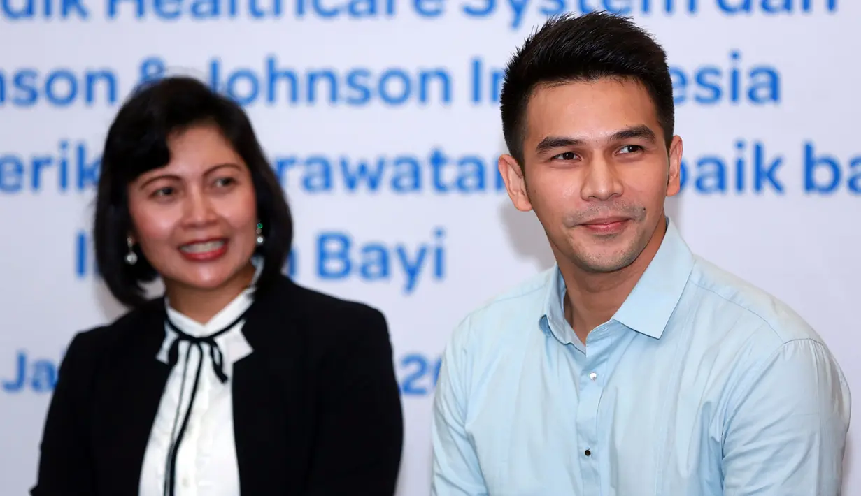 "Sekarang sudah 9 bulan, bentar lagi lahiran,  jika tidak ada halangan, udah ngitung hari rencananya tanggal 8 April hari baiknya," ungkap pesinetron yang akrab disapa Ijonk. (Deki Prayoga/Bintang.com)