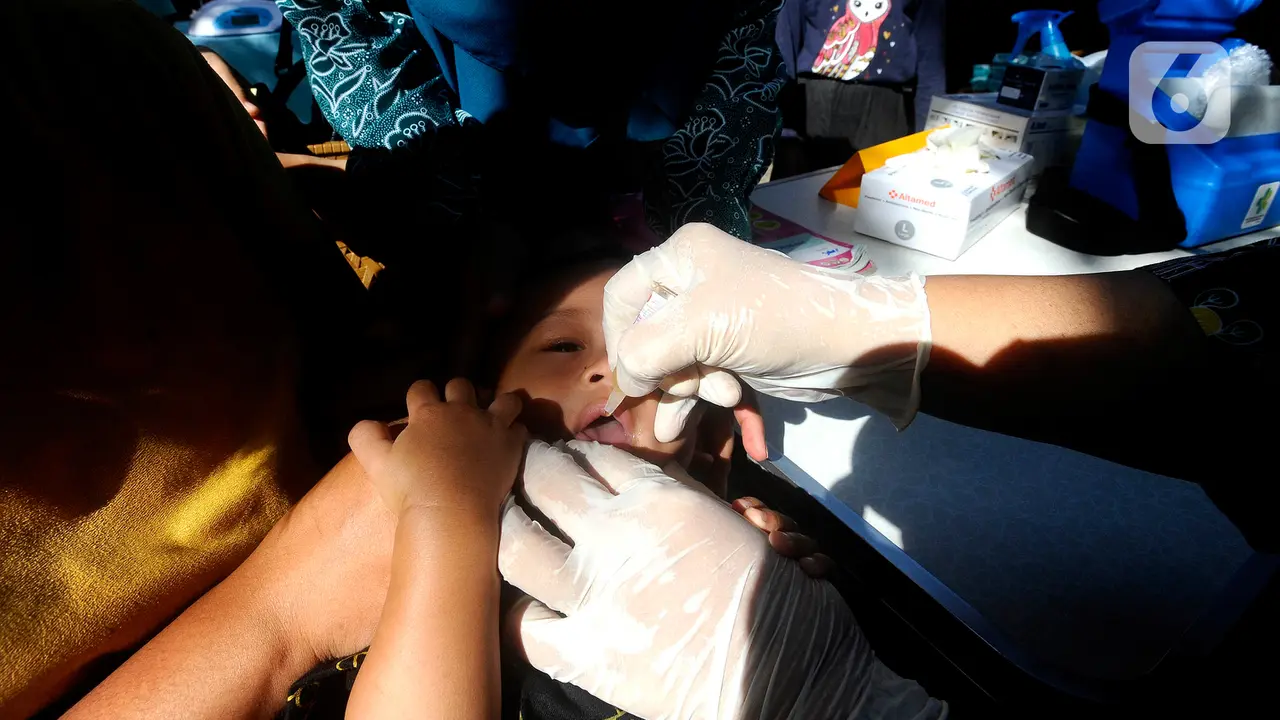 Mulai Hari Ini, Pemprov Jawa Barat Gelar Vaksinasi Polio Serentak