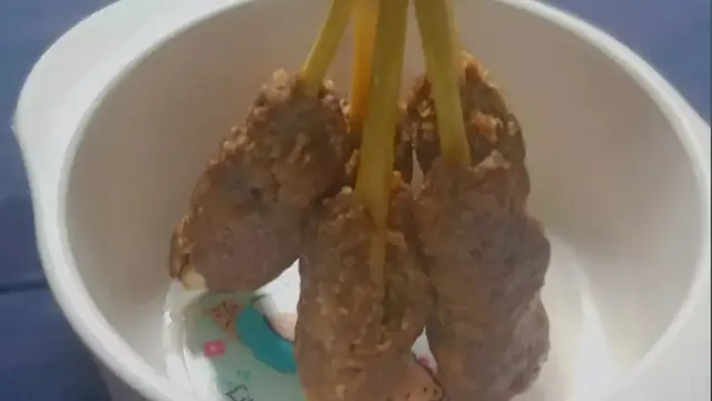 Resep sate lilit untuk MPASI sebagai salah satu inspirasi masakan daging sapi. (dok. Cookpad @yola_classic)