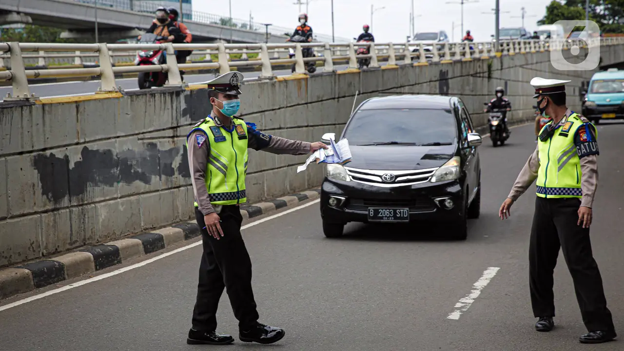 FOTO: Polda Metro Jaya Gelar Operasi Zebra Jaya 2021