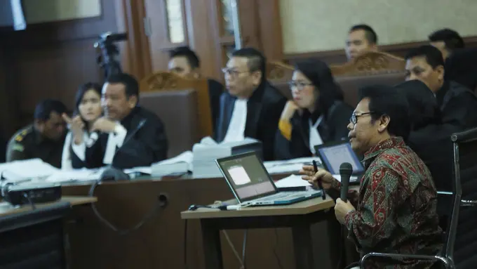 [Bintang] Beginilah Suasana Sidang Jessica Wongso ke-20