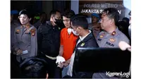 6 Potret Rizky Billar Pakai Baju Tahanan, Lesti Kejora Sudah Cabut Laporan (Sumber: Kapanlagi.com)