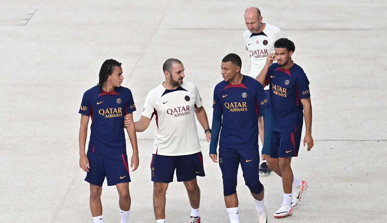 Saban bursa transfer dibuka, nama Kylian Mbappe kerap mendapat sorotan publik pencinta bola. (Miguel MEDINA / AFP)