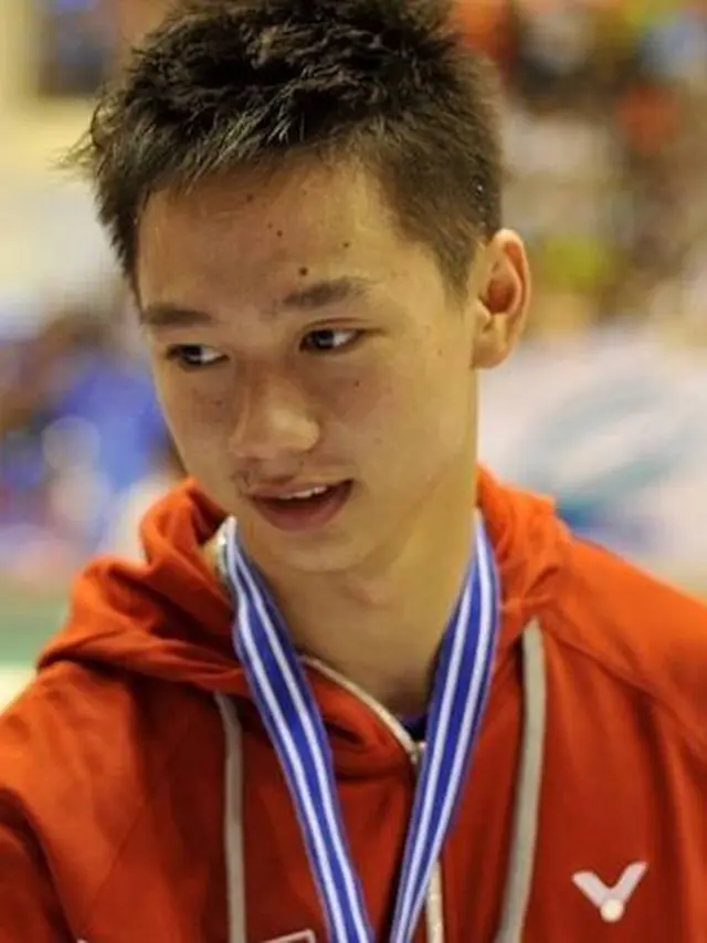 6 Potret Masa Remaja Kevin Sanjaya, Gaya Rambutnya Curi Perhatian