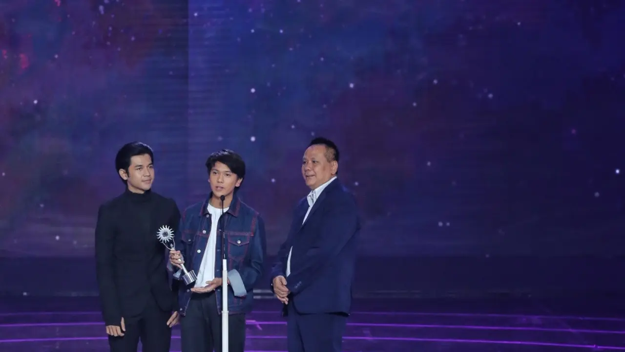 [Bintang] Dilan di SCTV Awards 2018