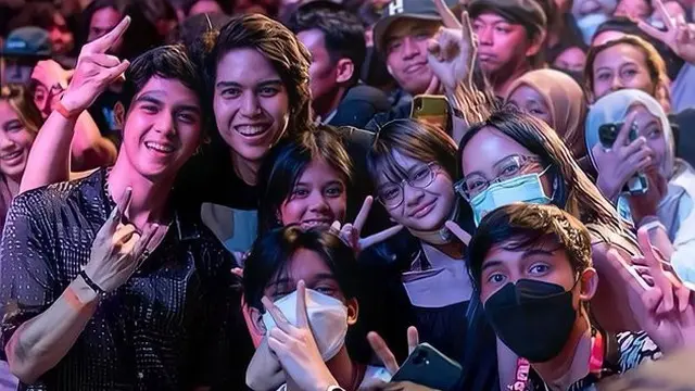 7 Potret Kompak Anak-Anak Personel Band Dewa 19 yang Sudah Seperti Saudara