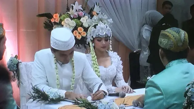 Rizky Alatas dan Adzana Bing Slamet