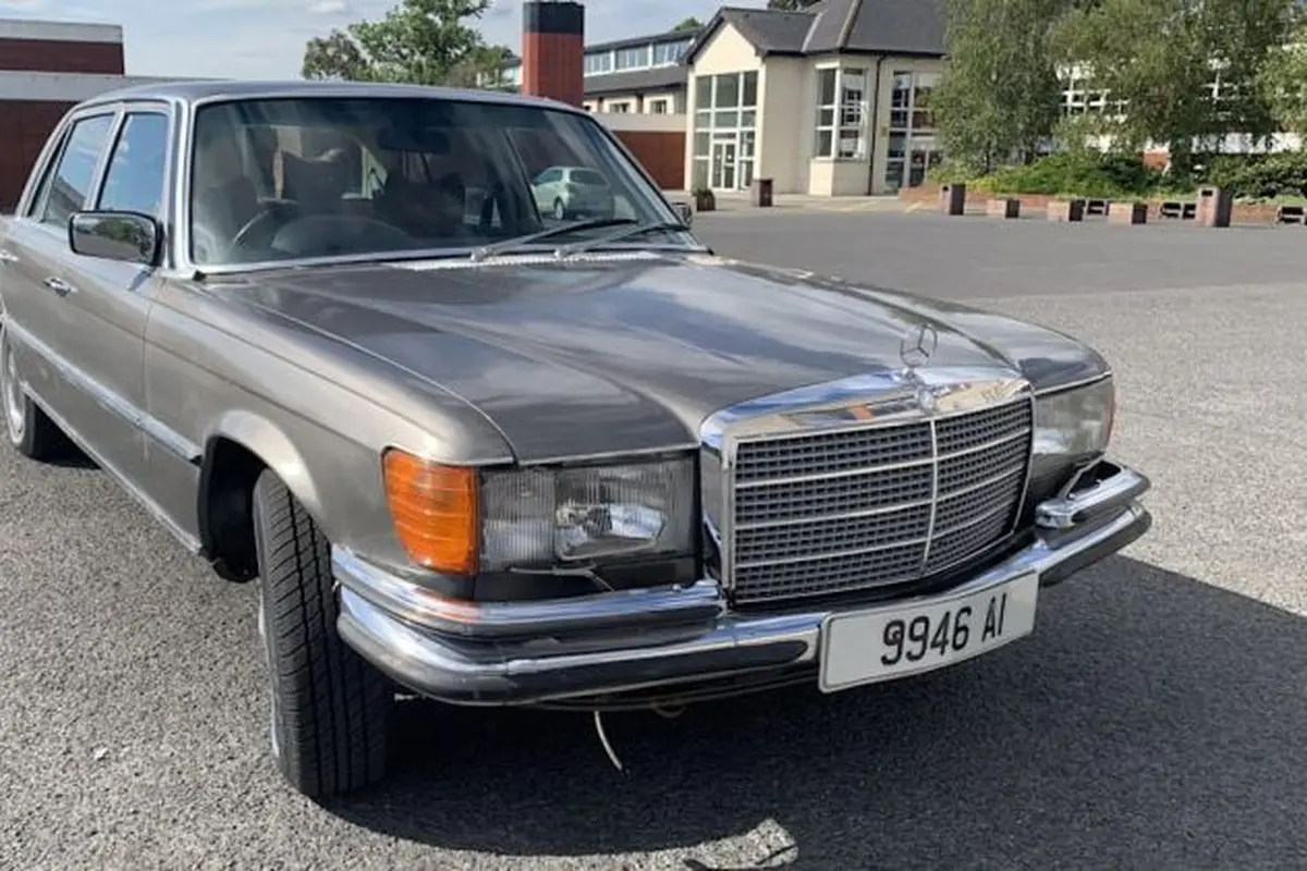 Mercedes-Benz 450 SEL Bekas Milik Bono Vokalis U2 (Autoblog)