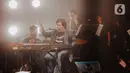 Penampilan Erwin Gutawa saat membawakan lagu Chrisye Live dalam Java Jazz Festival 2020 di JIExpo Kemayoran, Jakarta, Jumat (28/2/2020). Erwin Gutawa membawakan sejumlah lagu hits milik almarhum Chrisye seperti Juwita, Anak Sekolah, dan Hip Hip Hura. (Liputan6.com/Faizal Fanani)