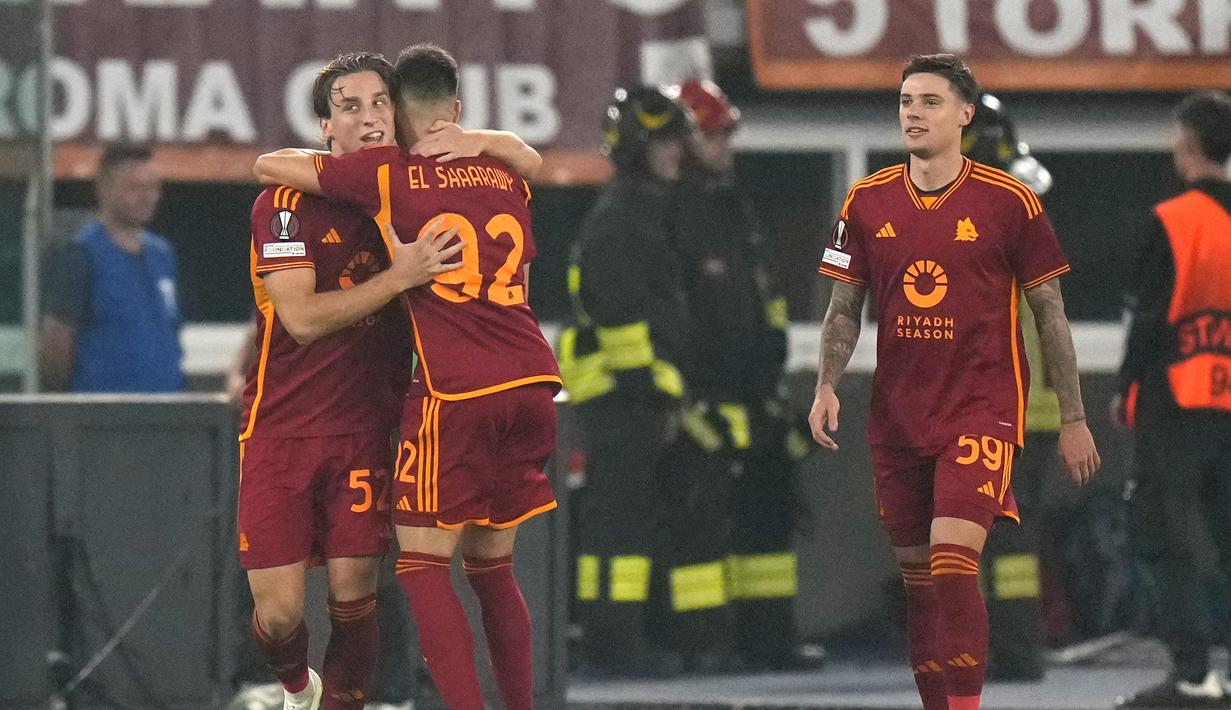 Dua gol kemenangan Roma atas Slavia Praha diciptakan lewat aksi Edoardo Bove dan Romelu Lukaku. (AP Photo/Alessandra Tarantino)