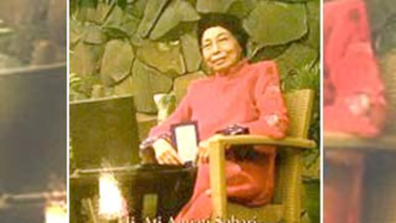 120610bmemoir-bunda.jpg